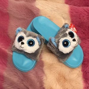 Never worn TY fashion plush slides